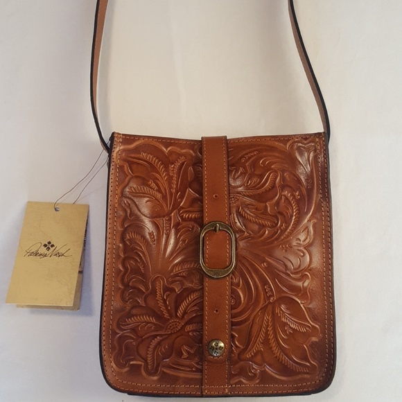 Patricia Nash Handbags - NWT Patricia Nash Venezia Leather Crossbody